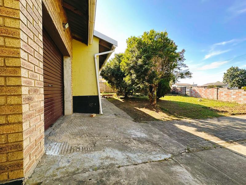 To Let 3 Bedroom Property for Rent in Northcrest Eastern Cape